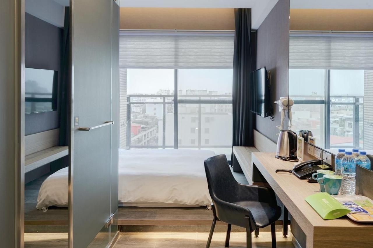 Kiwi Share Hotel Zhongli Εξωτερικό φωτογραφία